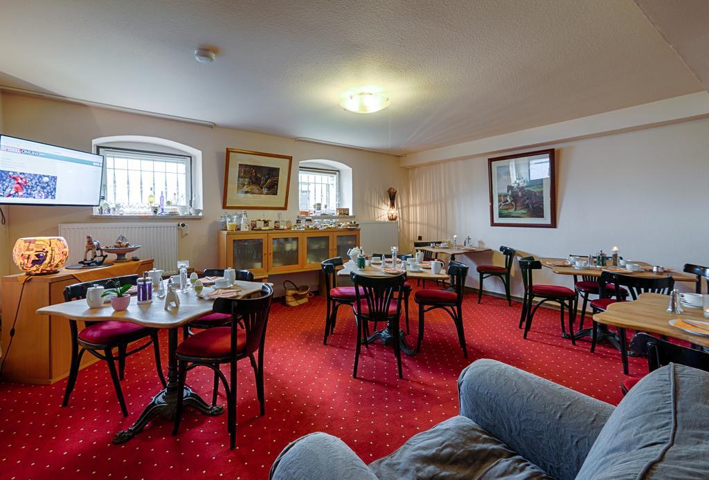 Hotel Dallgow Eksteriør billede