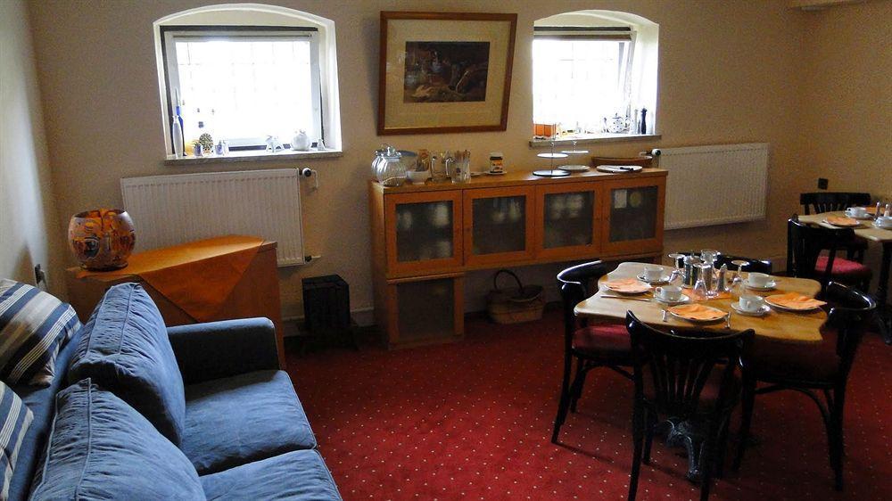 Hotel Dallgow Eksteriør billede