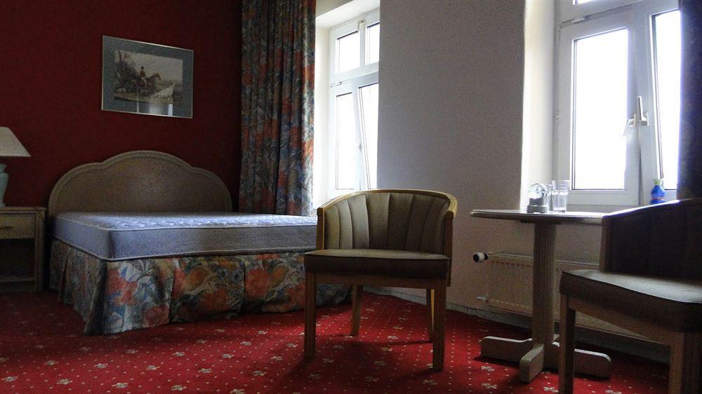 Hotel Dallgow Eksteriør billede