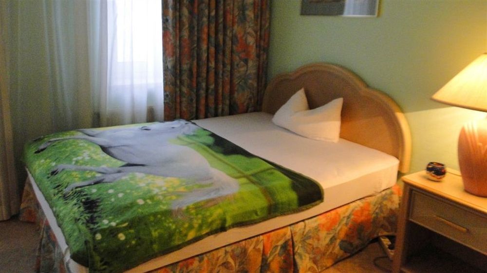 Hotel Dallgow Eksteriør billede