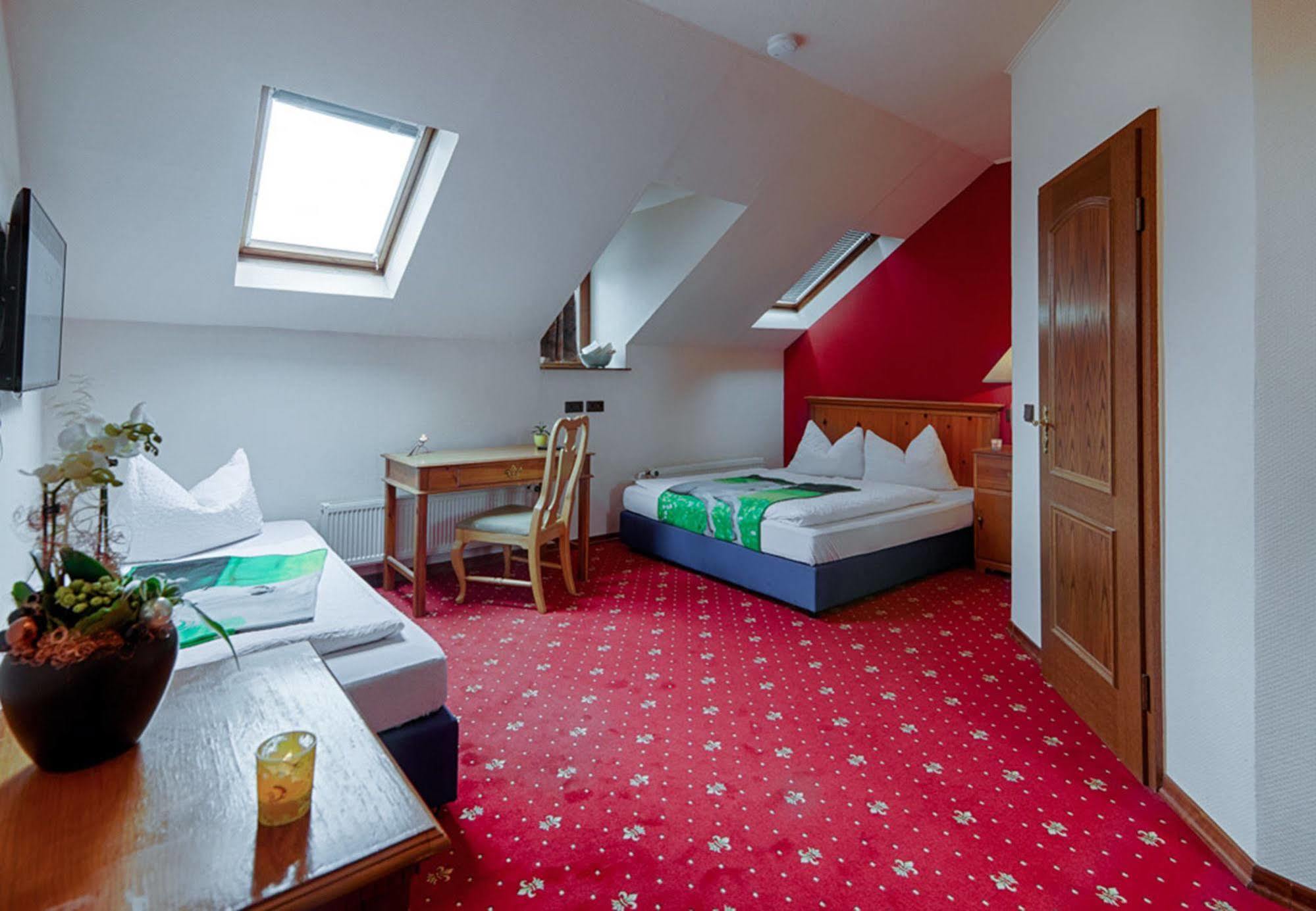 Hotel Dallgow Eksteriør billede