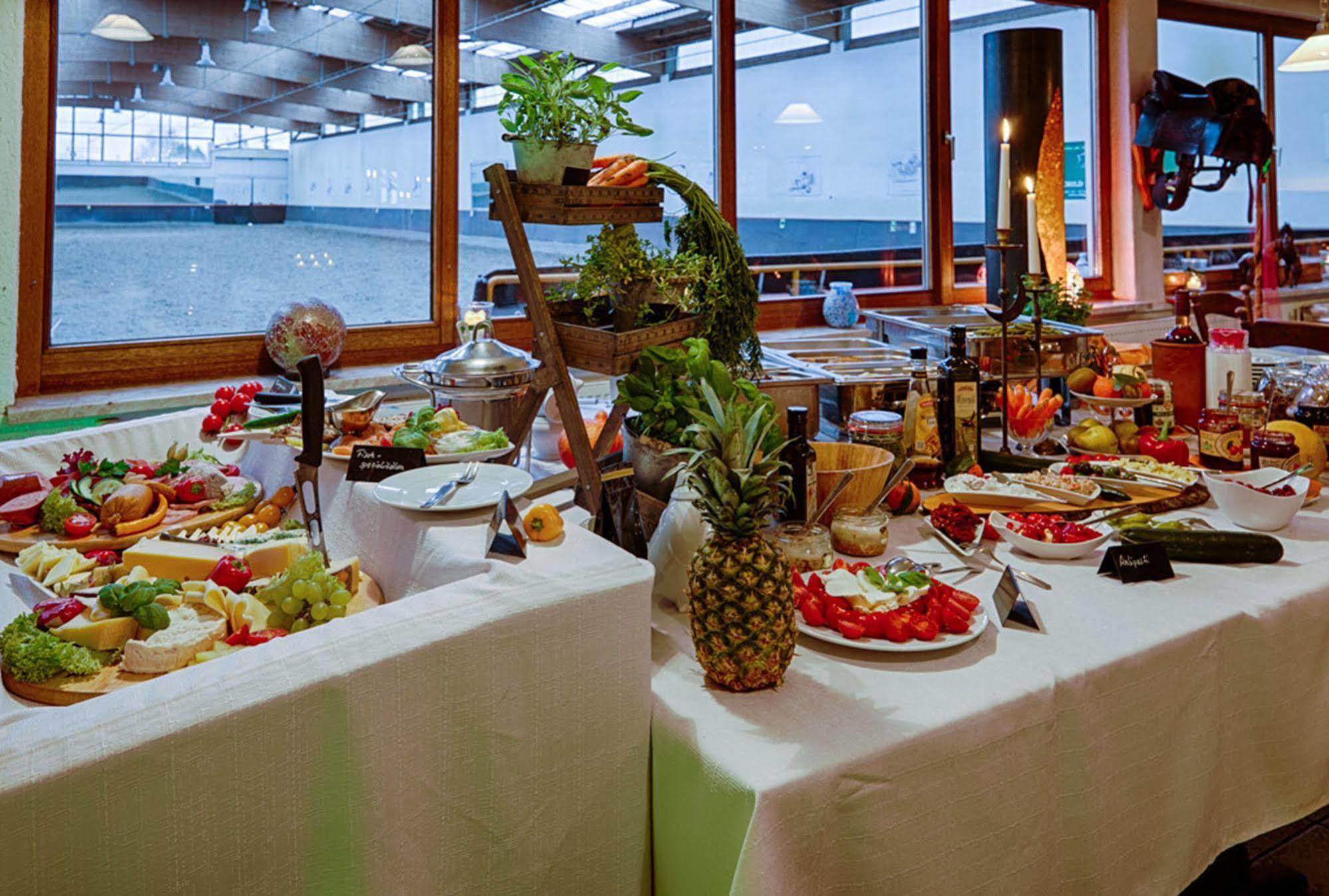 Hotel Dallgow Eksteriør billede